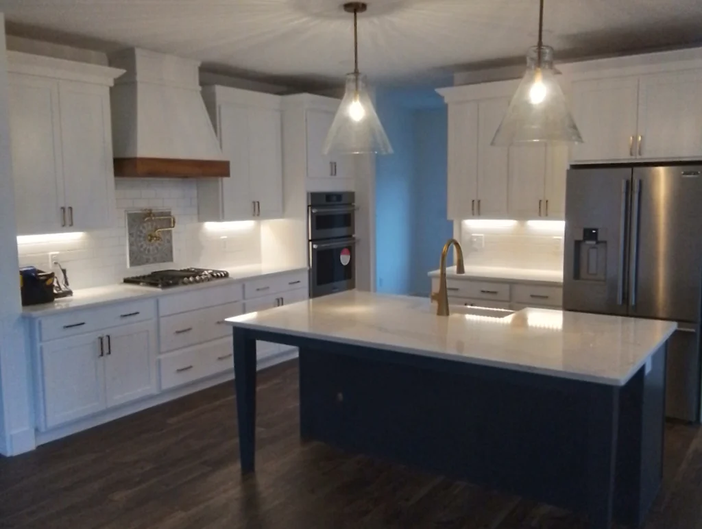 Luxurious Kitchen Remodeling - Sunny Ridge Construction